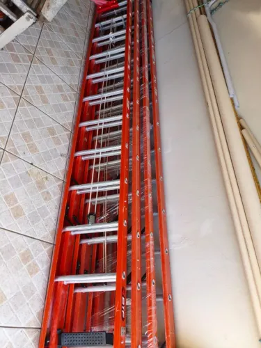Escada de fibra 9,00m NOVA