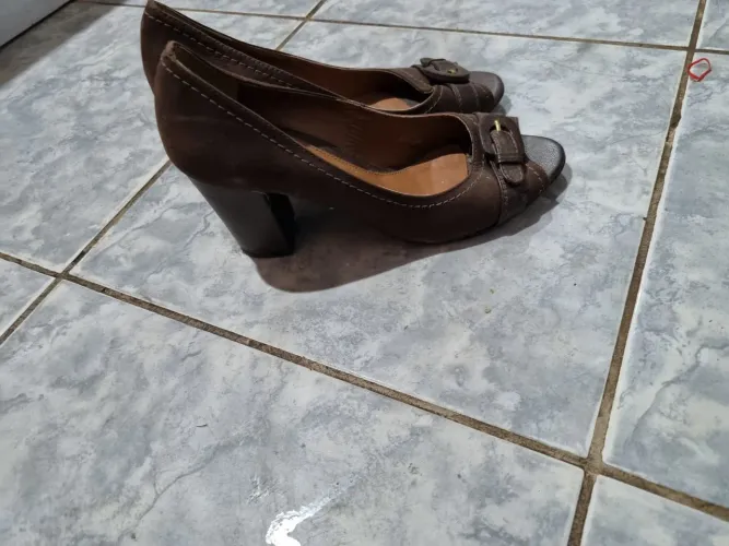 Peep toe