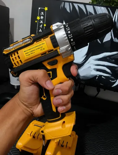 Parafusadeira Furadeira 48V com 2 Baterias e Maleta