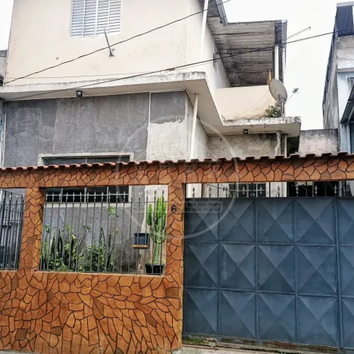 Terreno com 3 casas à venda no Jardim Sete de Setembro