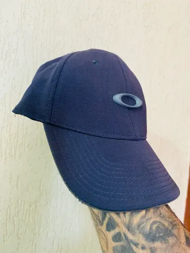 Boné Oakley raridade