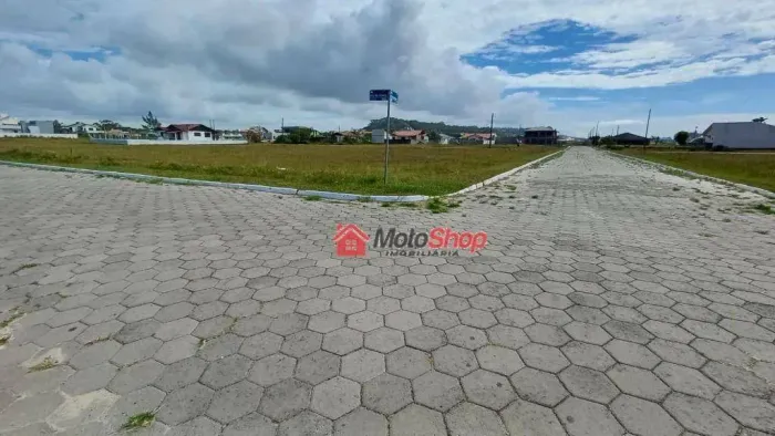 Vende-se terreno na Praia Paiquerê - Araranguá SC.