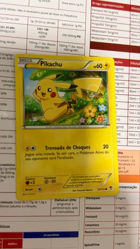 Pikachu (No jardim/flores - 27/111): Carta Pokémon Pikachu 27/111 - XY Punhos Furiosos