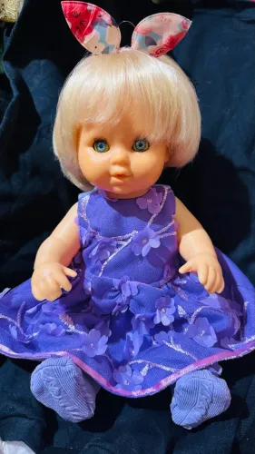 BONECA ANTIGA ESTRELA ROUPA NOVA
