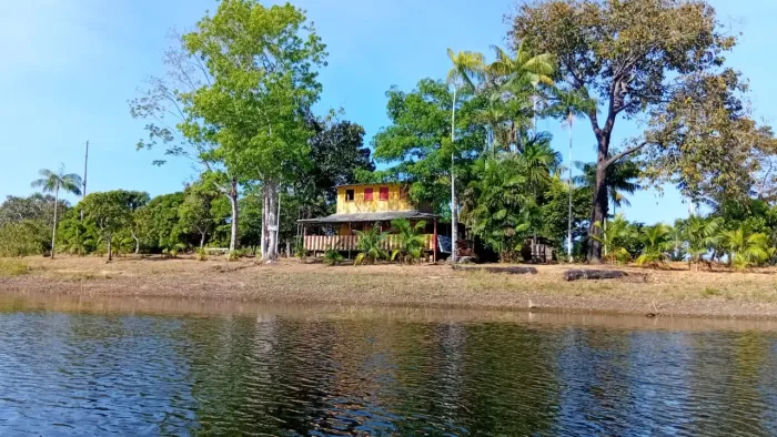SÍTIO À VENDA NO RIO MANACAPURU