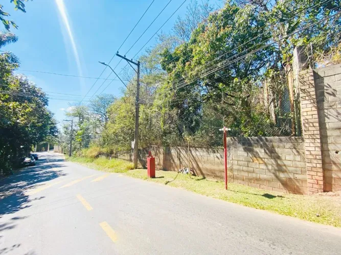 Terreno à venda, 642 m² por R$ 699.000,00 - Granja Viana - Carapicuíba/SP