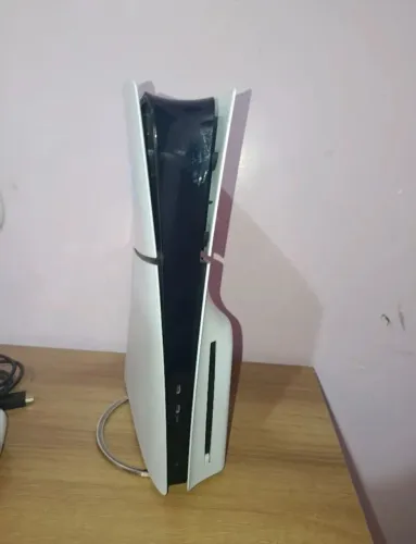 PlayStation 5 Slim físico e digital