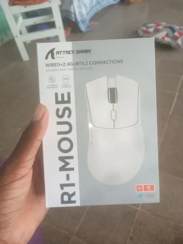 Mouse Attack Shark R1 Bluetooth sem fio