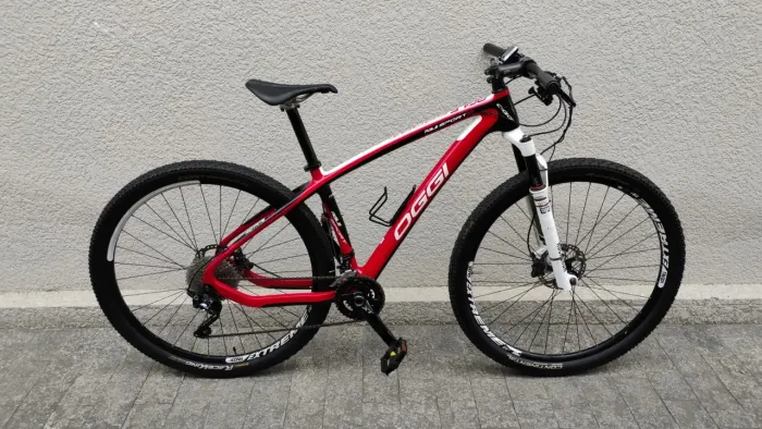 Bicicleta Oggi Agile Sport 29, quadro de carbono tamanho M
