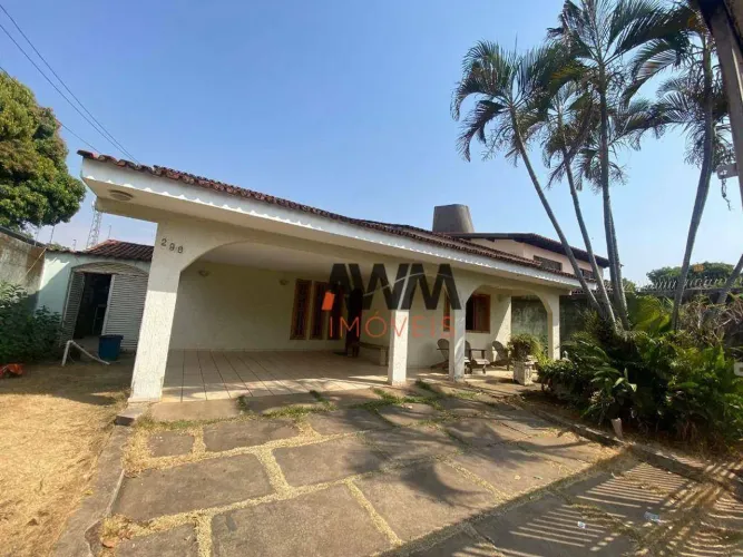 Casa 4 Quartos, 400 m² - venda por R$ 1.350.000 ou aluguel por R$ 7.425/mês - Setor Bueno