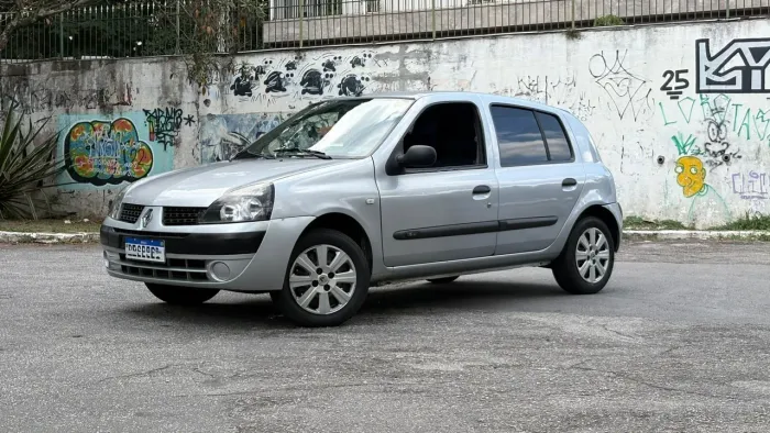 Renault Clio Hi-flex/ Expres. Hi-flex 1.6 16V 5P 2005