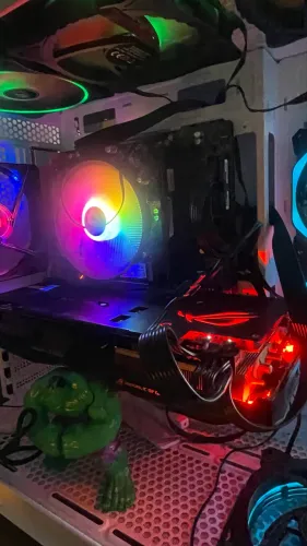 KIT B360M AUROS GAMING 3 + I5 9400F