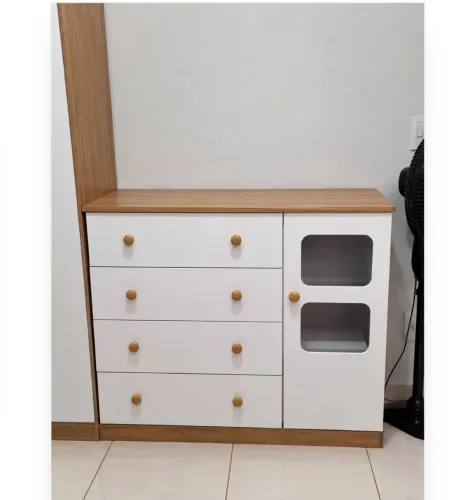 Guarda roupas e cômoda infantil 