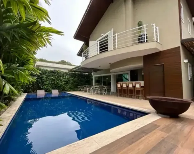 Casa Ampla à Beira-Mar - Venda Condomínio no Hanga Roa com 6 quartos em Vista Linda - Bert