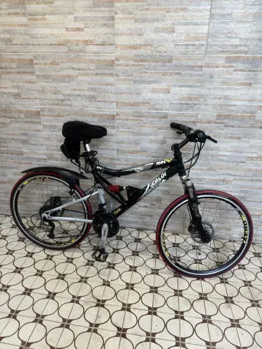 Bicicleta caloi 21 marchas SHIMANO
