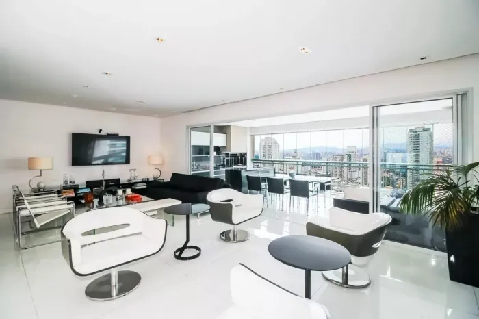 APARTAMENTO À VENDA NA VILA ROMANA - 3 DORMITÓRIOS, 3 SUÍTES, 3 VAGAS DE GARAGEM.