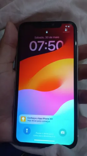 IPhone XR 1,200 Reais