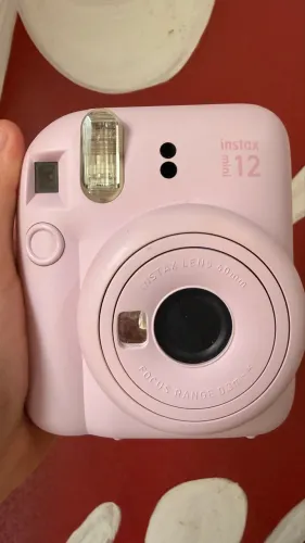 Instax Mini 12 + 16 filmes + pilhas