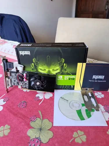 Placa de Vídeo GeForce GT 210 1GB Revenger