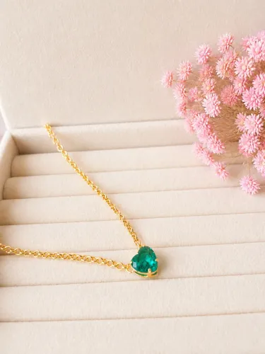 Choker de coração verde 