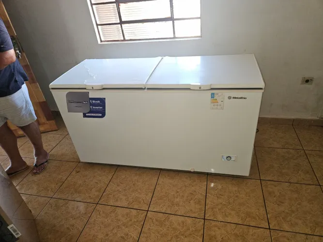 Freezer metalfrio 540 litros bivolt