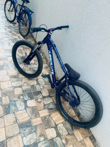 Absolut brutus pro semi nova 
