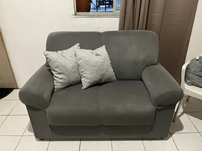 Sofá semi novo