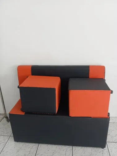 Poltrona e 2 puffe