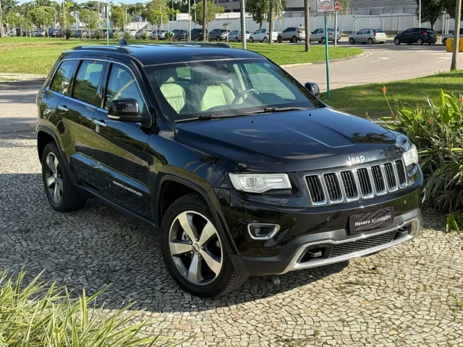 Jeep Grand Cherokee Limited 3.0 TB Dies. AUT 2015