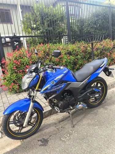 Fazer 250