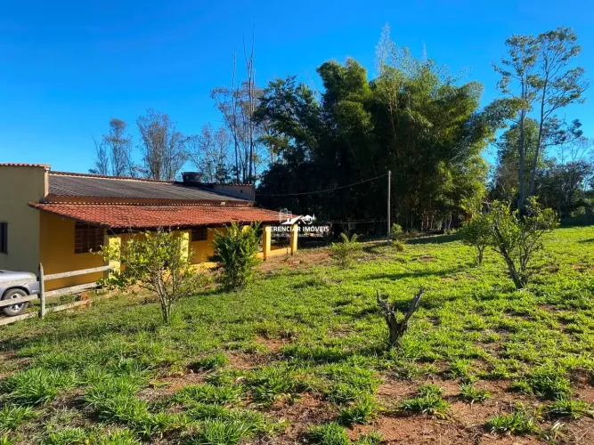 Sítio 12.000m² em ótima localização em Itatiaiuçu!