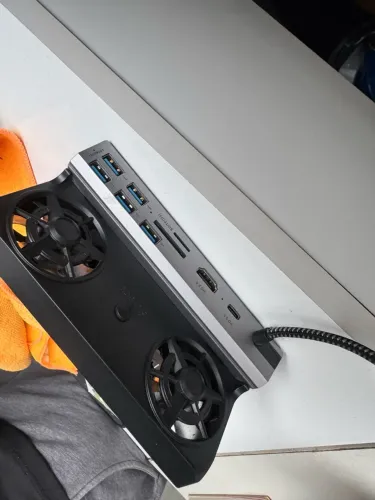 Suporte USB C para tablet ou Steam deck