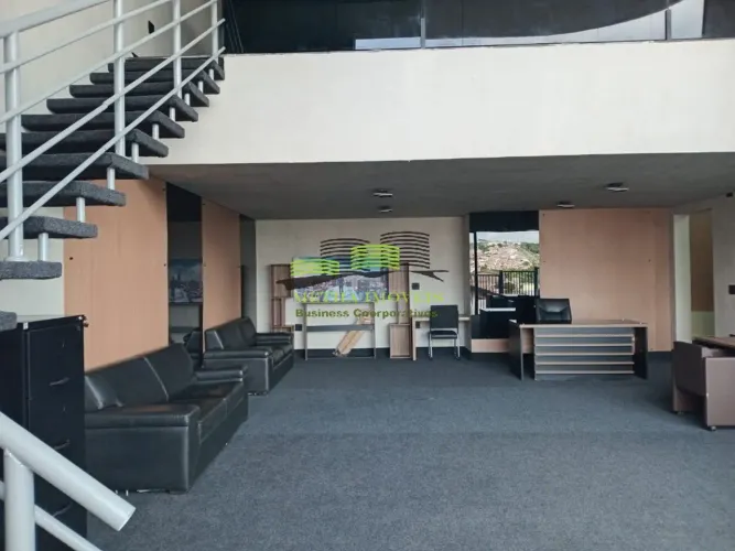 SALÃO COMERCIAL NA CIDADE DE VOTORANTIM IDEAL PARA ACADEMIA , FARMÁCIA , LOJA .