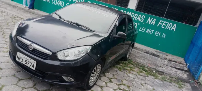 Fiat Grand Siena Attrac. 1.4 EVO F.flex 8V 2013