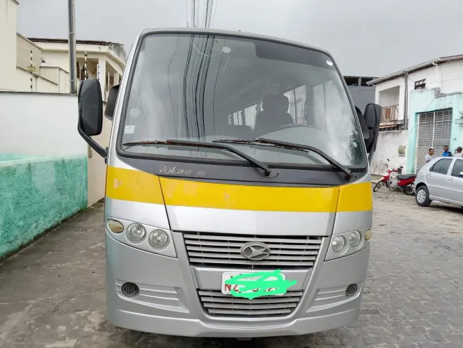 Micro ônibus Volare W8 motor MWM 21 passageiros carro muito conservado todo revisado