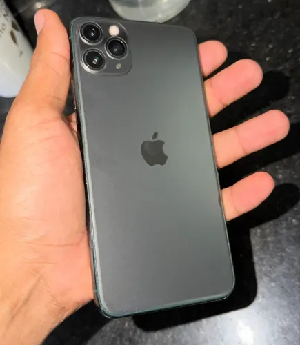 Vendo iPhone 11 Pro Max 64 GB 