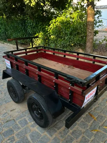 REBOQUE À VENDA !!!