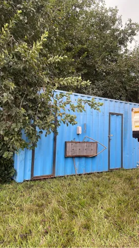 Container