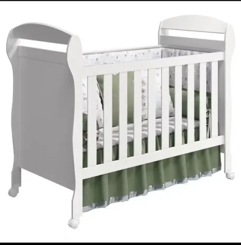 Berço americano que vira cama 