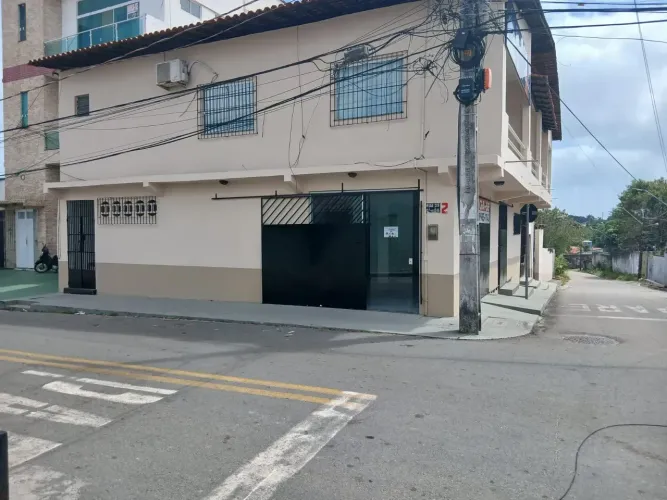 Imóvel para aluguel possui 180 metros quadrados em Angelim - São Luís - MA