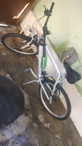 Bicicleta Alumínio Aro 26