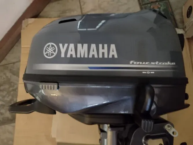 Motor Popa Yamaha 6hp - 4 tempos (Santos - SP)