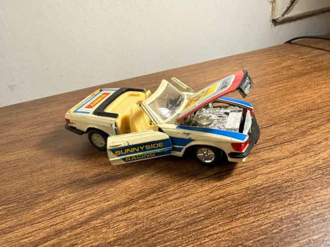 Carrinho miniatura conversivel anos 90