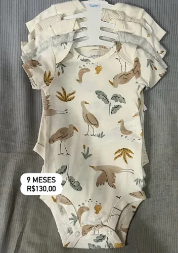 Kit body Carters 9 meses 
