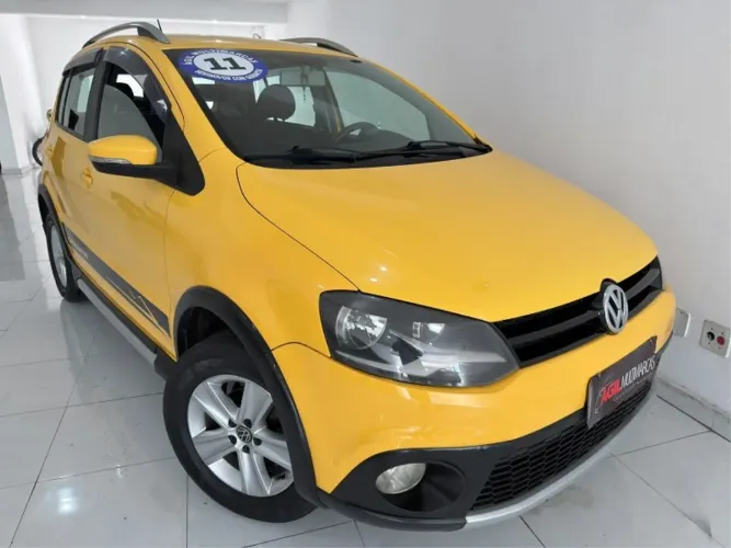 Volkswagen Crossfox 1.6 MI Total Flex 8V 5P 2011