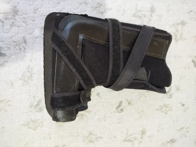 Bota ortopédica infantil calça até n° 30