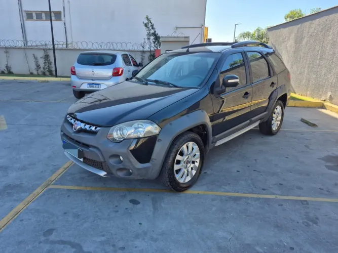 Fiat Palio Weekend Adventure Locker 1.8 Flex 2011