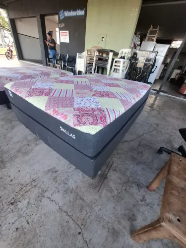 Cama Box casal com colchão