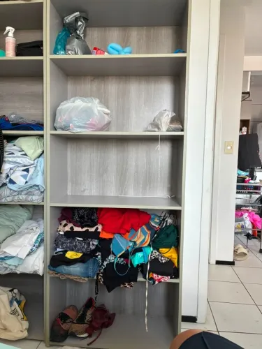 Módulo de Armário/Closet sem portas (Aberto/Organizador) em tom amadeirado/cinza acinzenta