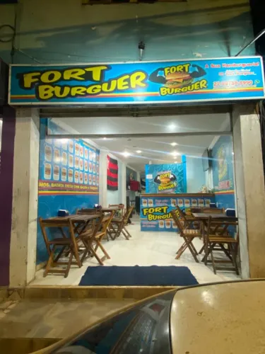 Passo Excelente Ponto Comercial em Búzios! Hamburgueria em pleno funcionamento